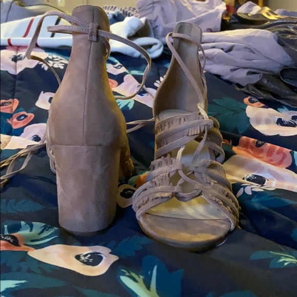 Nine West suede short block hills - Picture 4 of 4